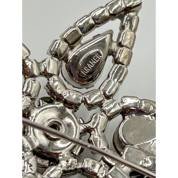 Signed KRAMER Vintage Rhinestones Star Flower Brooch Clear Stones All Prong Set - Picture 5 of 6